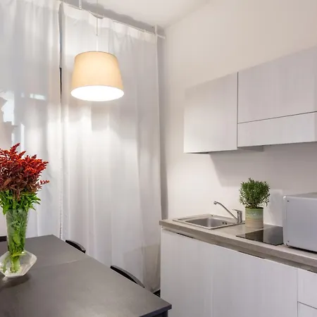 Apartament Residenza Ottaviano 105 By Hili *