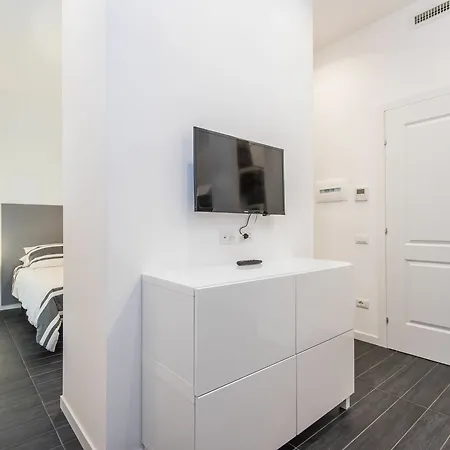Residenza Ottaviano 105 By Hili Apartament