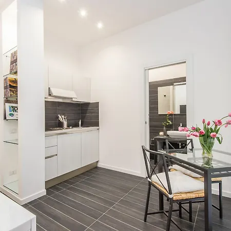 Apartament Residenza Ottaviano 105 By Hili *