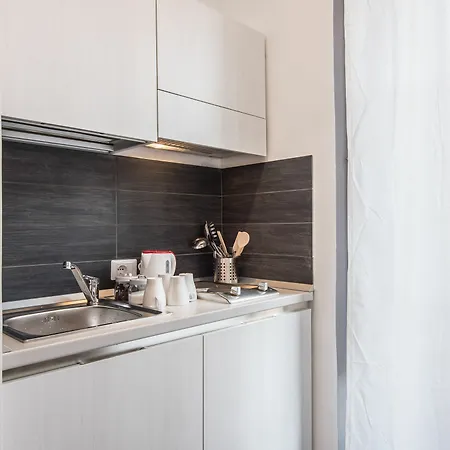 Apartament Residenza Ottaviano 105 By Hili *