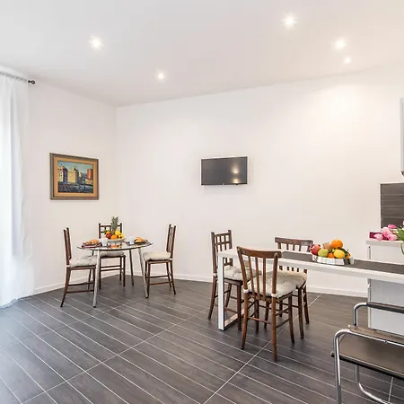 Residenza Ottaviano 105 By Hili *