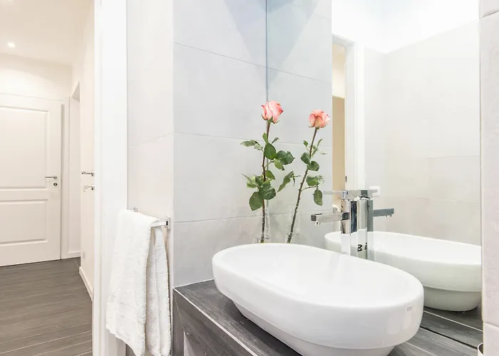 Residenza Ottaviano 105 By Hili *