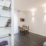 アパート Residenza Ottaviano 105 By Hili *