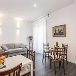 アパート Residenza Ottaviano 105 By Hili